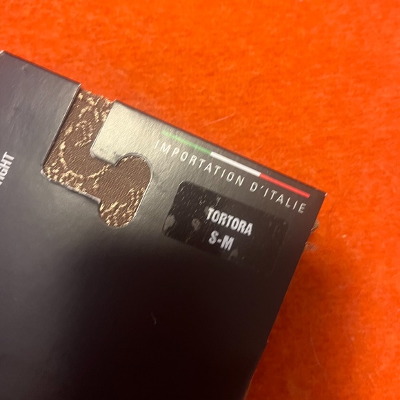 Light brown sparkly baroque arabesque tights made in Italy NWT - Picture 4 of 4